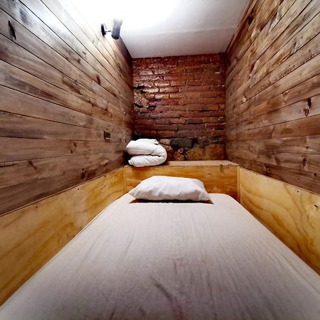 Hostal Licanantay ヴァルパライソ エクステリア 写真